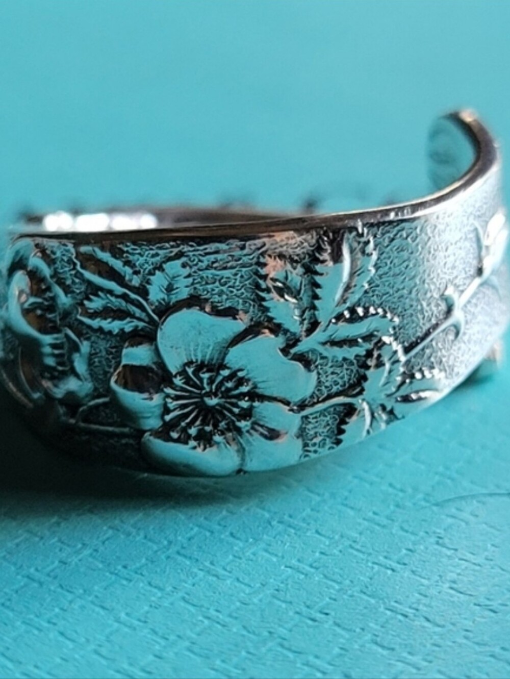 1872 Tiffany & Co. Wild Rose Spoon Ring Sterling Silver Luxury Minimalist #98